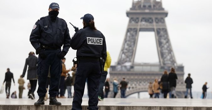 Atac armat în Paris. Două victime - frenchpolice675x350-1464518912.jpg