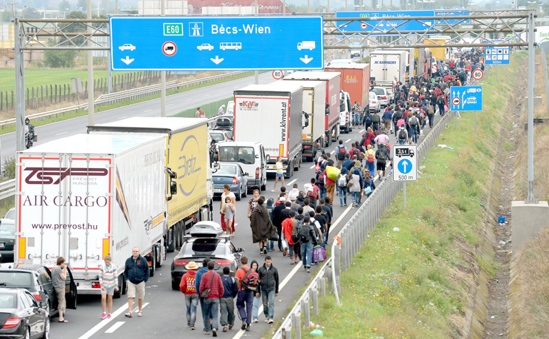 Schengen: Bruxellesul propune posibilitatea reintroducerii controalelor la frontieră - frontieraaustria-1506604368.jpg