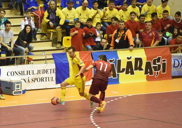 Futsal: România va întâlni Ungaria în barajul pentru calificarea la EURO 2016 - futsalsursafrf-1434023310.jpg