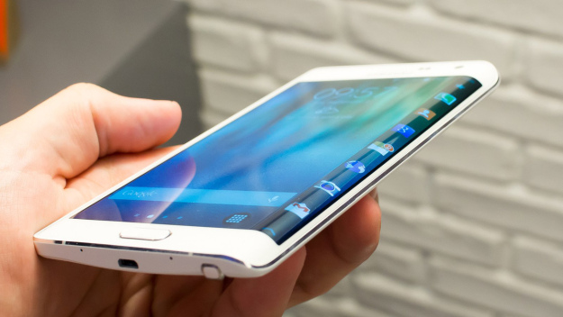 Samsung a lansat Galaxy Note 5 si Galaxy S6 Edge+! Surpriza a venit la final - galaxys6edge-1439537052.jpg