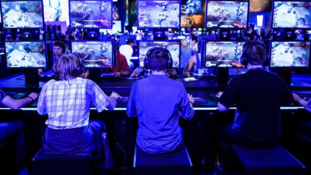 Bucharest Gaming Week 2021 debutează luni în sistem online și offline - gaming-1635087316.jpg