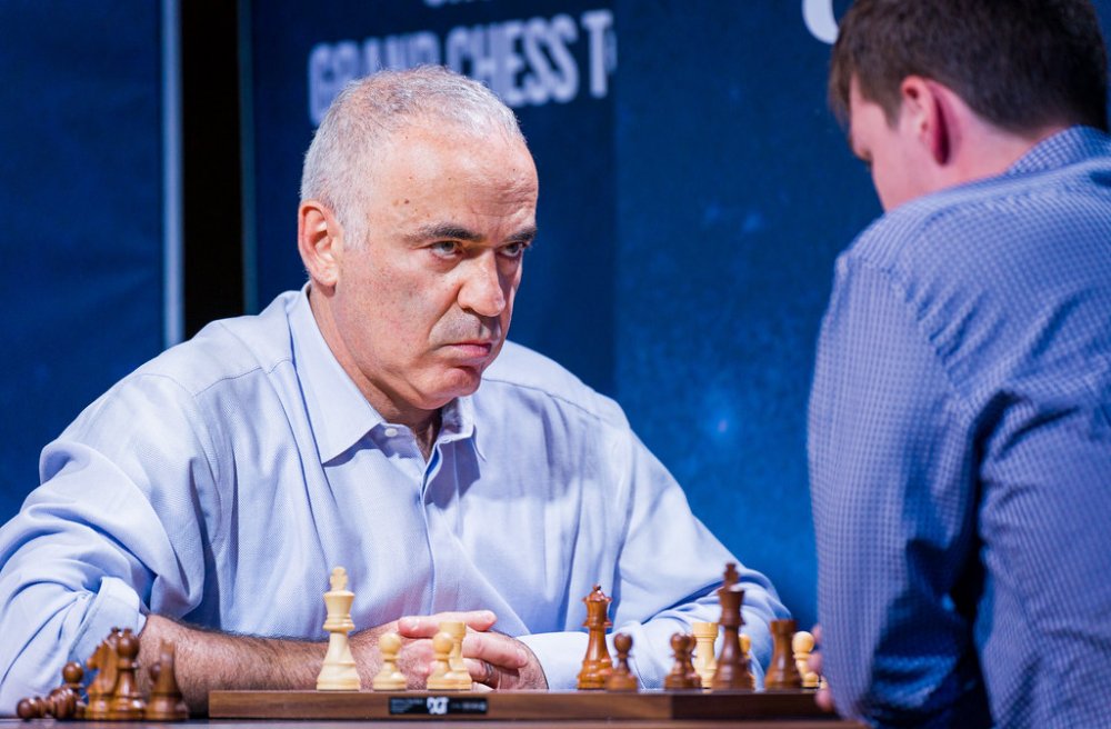 Garry Kasparov e categoric: 'Singura modalitate de a pune capăt acestui război este ca Ucraina să fie eliberată' - garrykasparov2-1666679321.jpg