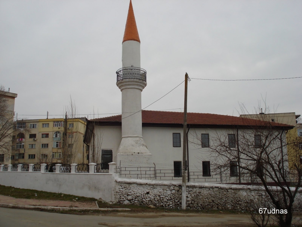 Două secole de la construirea Geamiei din Hârșova - geamia-1348745043.jpg