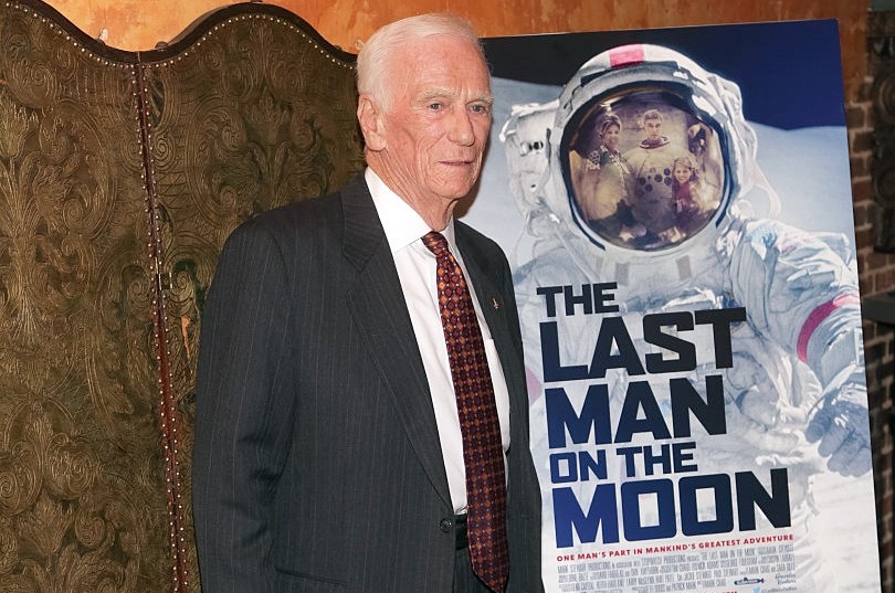 A murit astronautul Gene Cernan, ultimul om care a fost pe Lună - genecernan-1484604218.jpg