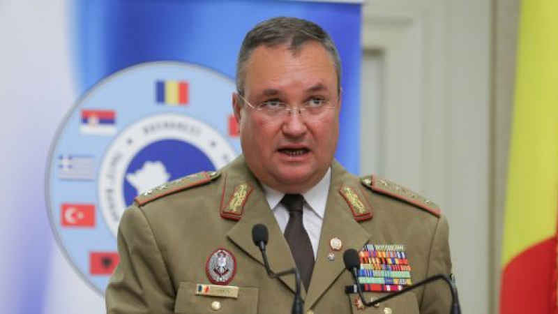 Ministrul Apărării: Cei opt militari români aflaţi în Turcia sunt în afara oricărui pericol - generalulnicolaeciucastiumilitar-1604090670.jpg