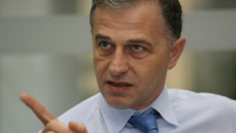 Mircea Geoană dezminte zvonurile că ar candida la președinția Consiliului Județean Dolj - geoana-1332344020.jpg