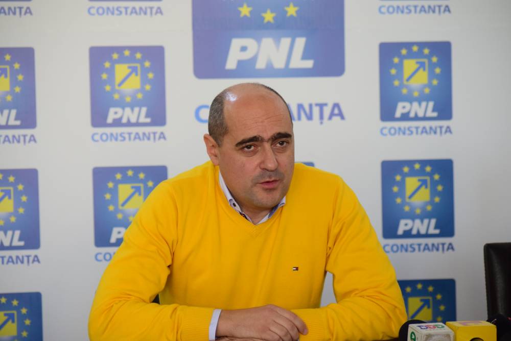 George Muhscină (PNL): Cerem demisia consilierului Sabrina Maria Nedelcu, de la PSD - georgemuhscina2-1486046425.jpg