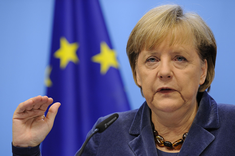 Summitul zonei euro a fost anulat: Germania nu vrea să discute despre consolidarea zonei euro - germanchancellorangelamerkelateu-1330456431.jpg