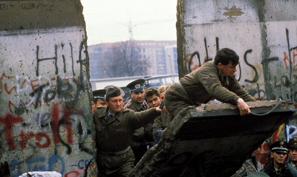 30 de ani de la căderea comunismului. Dărâmați zidul Berlinului! (II) - germania2-1576439077.jpg