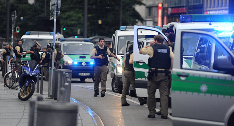 Germania: Poliția a reținut un suspect în atacul cu cuțit din Munchen - germaniapolitia-1508682496.jpg