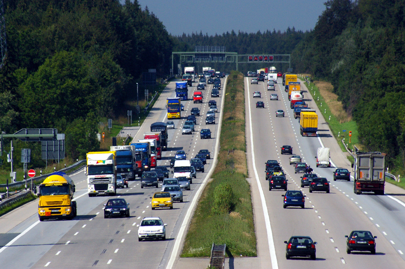 Germania a introdus taxă de drum  pentru șoferii străini - germaniataxadrum-1431102371.jpg