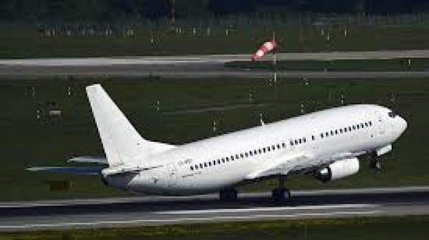 Un avion cu 150 de pasageri a aterizat de urgență pe Otopeni - getjet49850100-1549723776.jpg