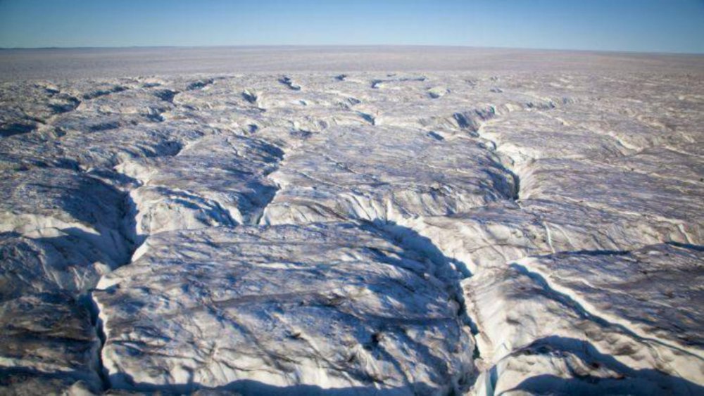 Avertisment din partea meteorologilor! Calota glaciară din Groenlanda pierde îngrijorător de multă gheață - gheata-1644156016.jpg