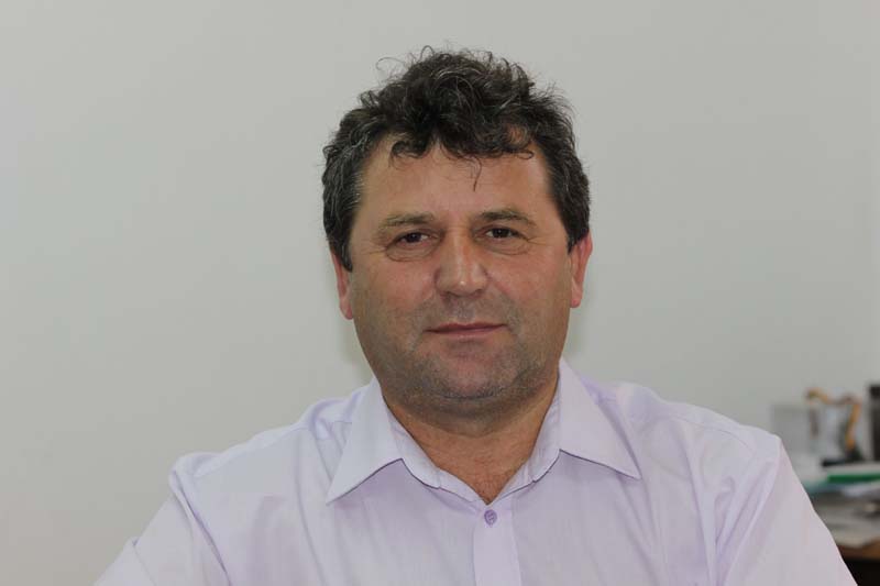 Ce planuri are primarul Gheorghe Moldovan pentru comuna Albești - gheorghemoldovan9-1359564454.jpg