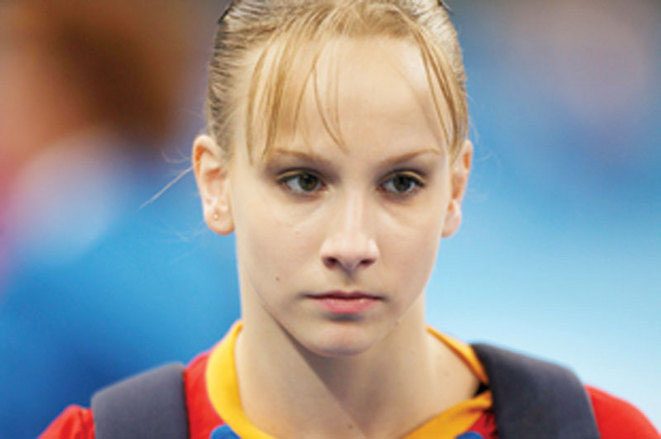 Sandra Izbașa s-a recuperat și va merge la Europene - gimnastica-1332532053.jpg