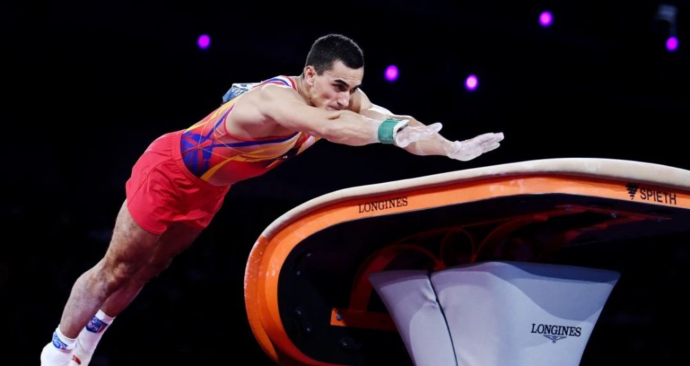 Gimnastică / „Regele săriturilor” Marian Drăgulescu, omagiat de organizatorii JO de la Tokyo - gimnasticadragulescu-1613825430.jpg