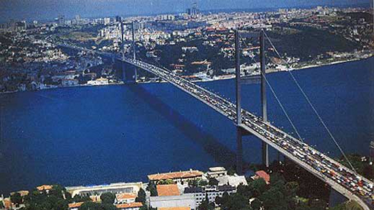 Turcia pregătește un proiect de amploare - golfulbosfor131978400-1365942215.jpg