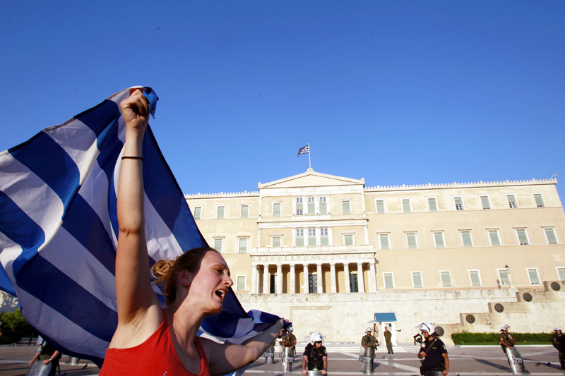 FMI: Măsurile de austeritate  din Grecia nu sunt suficiente - grecia-1326024113.jpg