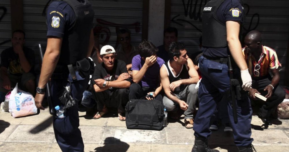 Peste 40 de migranți au fost găsiți într-un camion frigorific, în Grecia - grecia-1572878799.jpg
