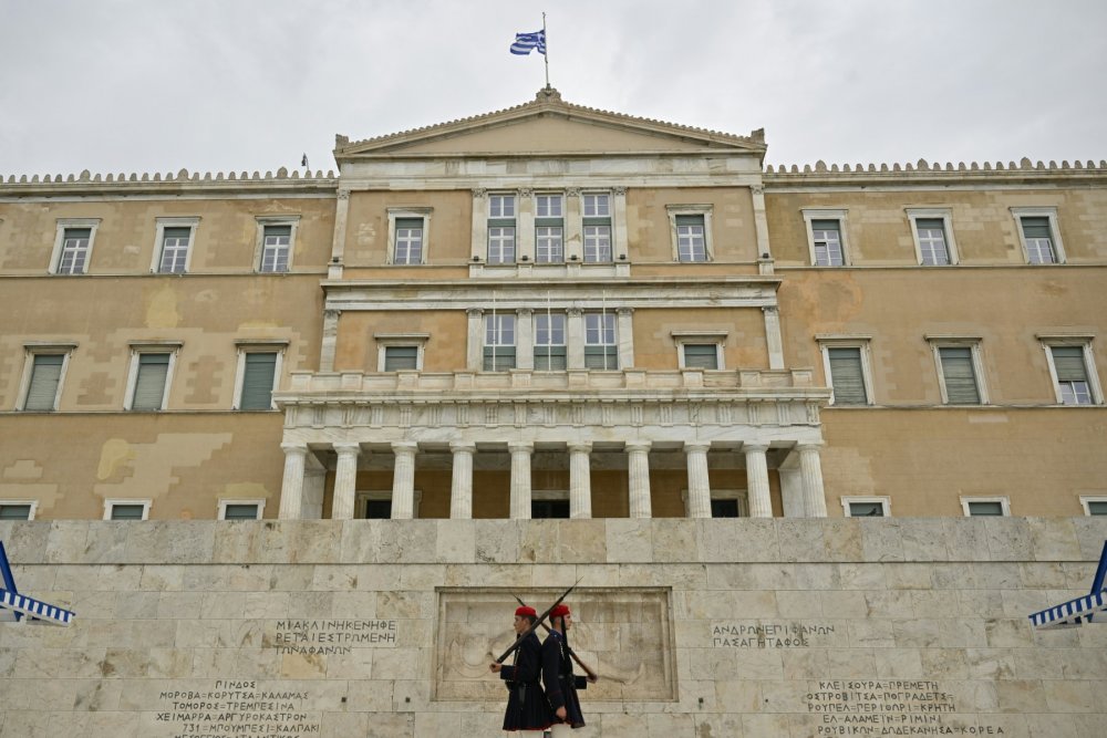 Grecii din diaspora votează pentru prima oară la alegerile parlamentare - greeceparliamentathensmarch2023a-1684580317.jpg