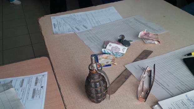 Grenadă găsită în buzunarul unui pacient beat, chiar de medici - grenada96752600-1488718620.jpg