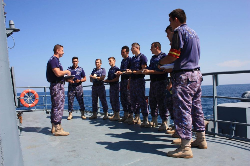 Gruparea Navală NATO de luptă împotriva minelor marine SNMCMG-2 acostează la țărmul românesc al Mării Negre - grupareanavalanato-1532597949.jpg