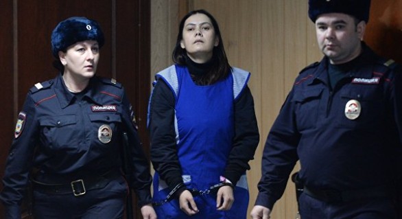 Bona care a decapitat un copil la Moscova, inculpată pentru 