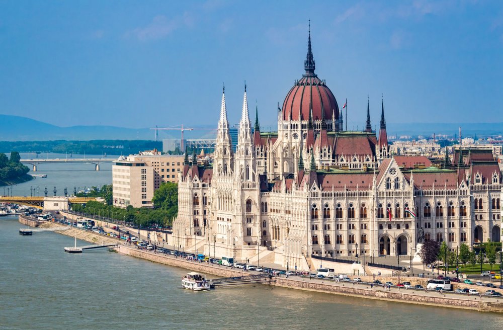 Guvernul ungar își sporește controlul asupra instanțelor și școlilor independente - guvernul-1574025429.jpg