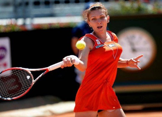 Tenis / Simona Halep s-a calificat în optimi la US Open - halep-1377973707.jpg