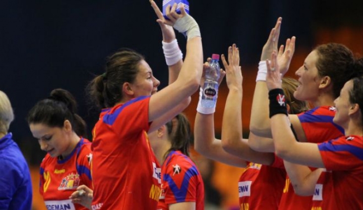 Handbal feminin: România, calificată în grupele principale la EURO 2014 - handbalfemsursaziuanews-1418369960.jpg