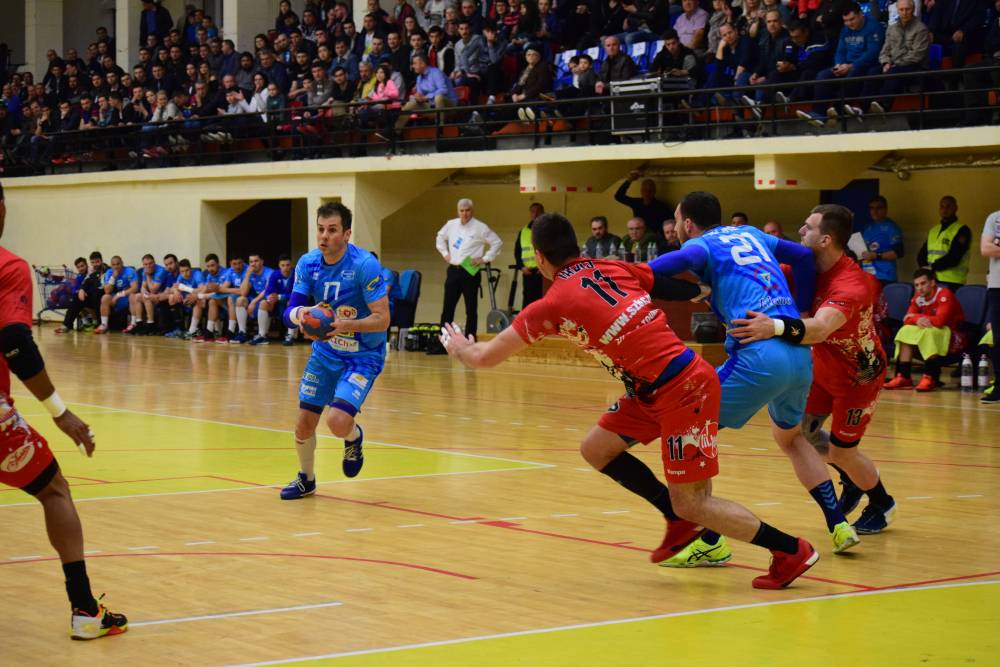 Update / HC Dobrogea Sud a pierdut finala mică a Ligii Naționale. Stănescu a vrut să scoată echipa de pe teren - hcdobrogea-1496842500.jpg