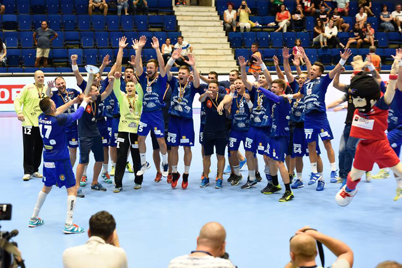 Primul trofeu! HC Dobrogea Sud Constanța a cucerit Supercupa României - hcdobrogea-1503846153.jpg