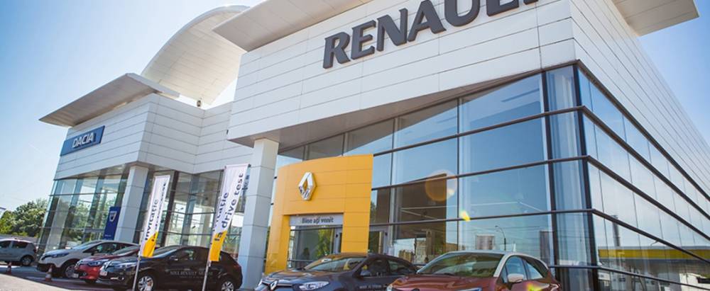 Firma Renault, dispusă să angajeze studenți - header-1511441079.jpg