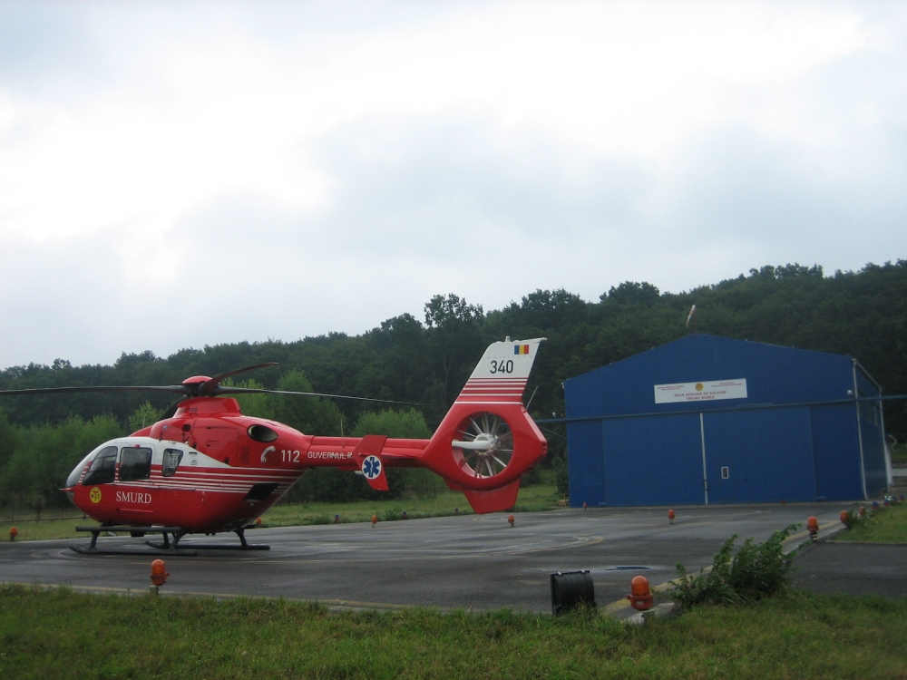 Elicopterele armatei vor sprijini activitatea Spitalului Județean - helicopterofsmurdmarosvsrhely-1333527770.jpg