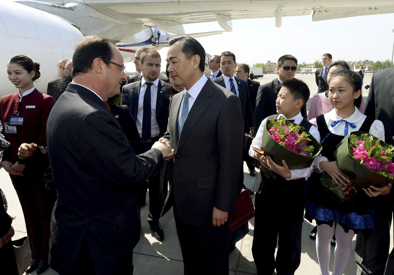 François Hollande efectuează o vizită de stat de două zile, în China - hollande-1366902958.jpg