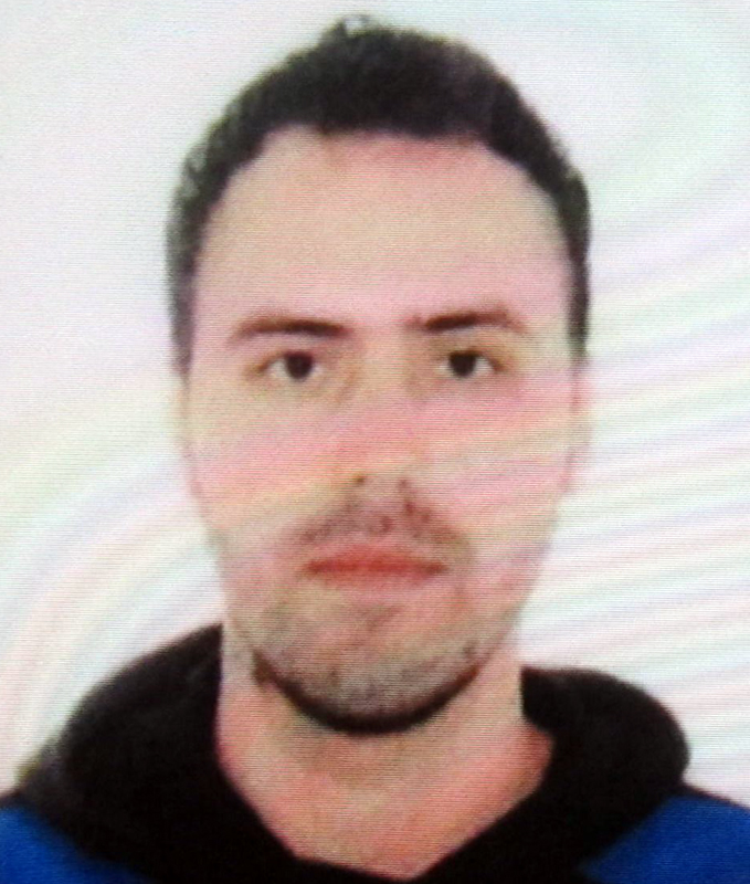 A fost prins tânărul care închiria apartamente din Constanța și le golea de bunuri - hotprins-1459420065.jpg
