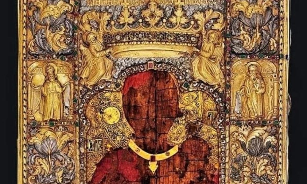 Icoana Maicii Domnului pictată de Sfântul Apostol și Evanghelist Luca a ajuns în premieră în România - icoana-1651857851.jpg