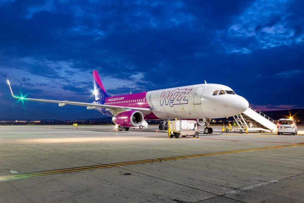 Îți dorești o carieră în aviație? Compania aeriană Wizz Air își mărește echipa - iii-1666890740.jpg