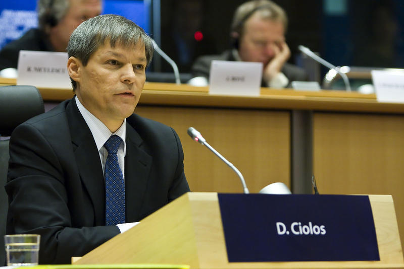 Ce spune Cioloș despre modificarea legii electorale - image20100115681802141dacianciol-1448279180.jpg