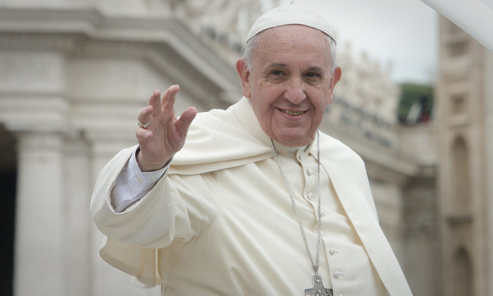 Papa Francisc, operat de urgență! - image201801182223463070papafranc-1686132239.jpg