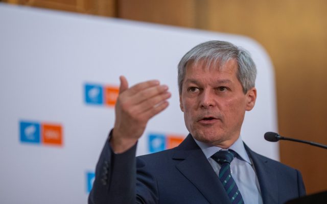 Dacian Cioloș, cu demisia pe masă. Ședință decisivă la USR - img4512640x400-1644232793.jpg
