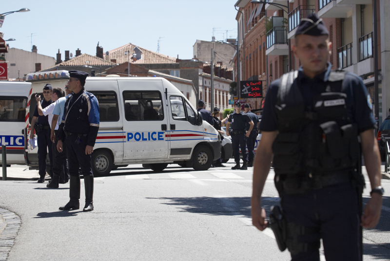 Împușcături în Franța,  în Toulouse: O persoană  a murit și trei sunt rănite - impuscaturi-1502118348.jpg