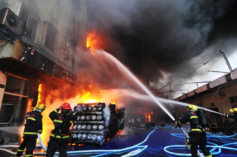 Incendiu puternic  în Moscova - incendiu-1454252933.jpg