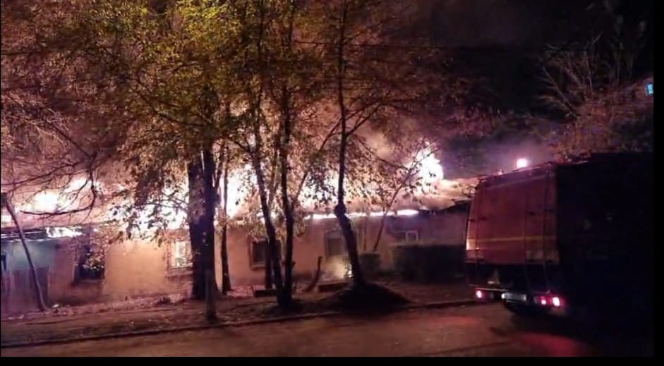 Constanța: Incendiu la o casă în Eforie Nord - incendiu-1637514333.jpg