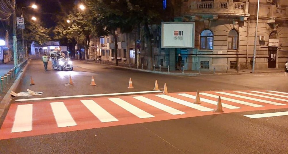 Infrastructură de semnalizare rutieră nou-nouță, pe arterele reabilitate din Constanța - infrastructurarutiera-1593106669.jpg