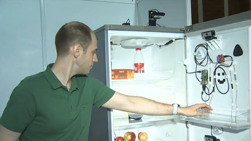 Inginerii români revoluţionează ştiinţa. Cum arată frigiderul viitorului - inginer-1655991672.jpg