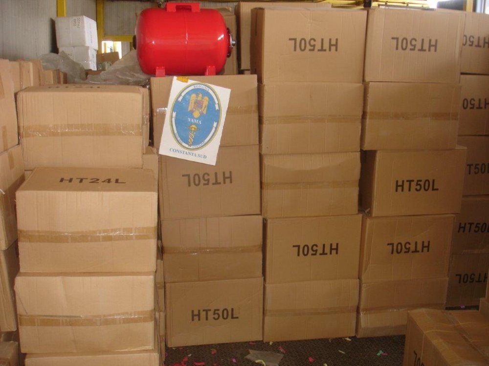 Inspectorii vamali din Constanța au confiscat 424 vase de expansiune pentru hidrofor - inspectoriivamaliauconfiscat424v-1536217340.jpg