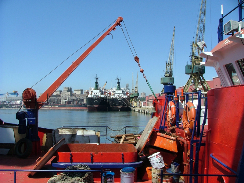 Investițiile în porturile maritime și fluviale se relansează cu finanțare europeană - investitiile-1506702028.jpg