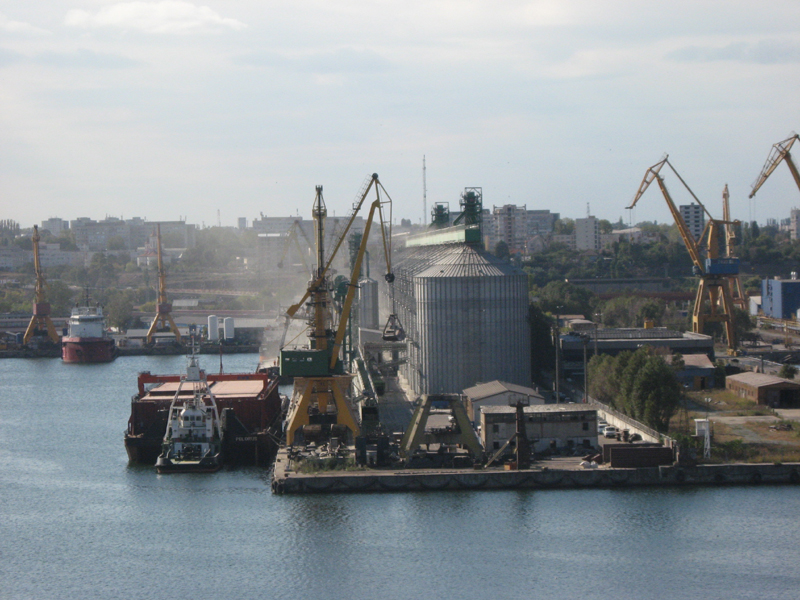 Investiții private în porturile Constanța și Midia - investitiiprivateport-1387824456.jpg