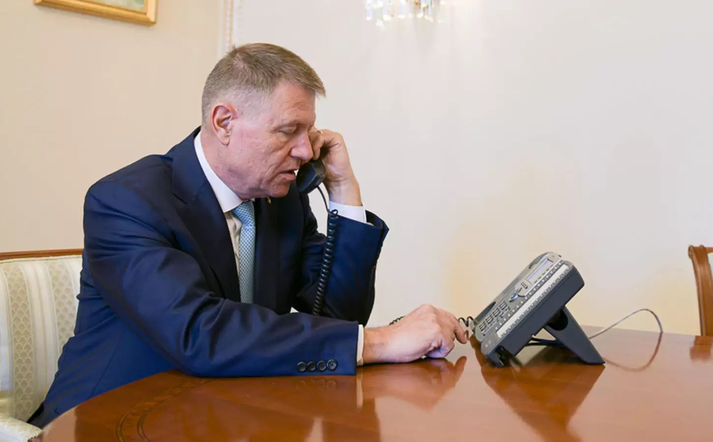 Klaus Iohannis, discuţie telefonică cu preşedintele Israelului - iohannis-discutie-1697202119.jpg